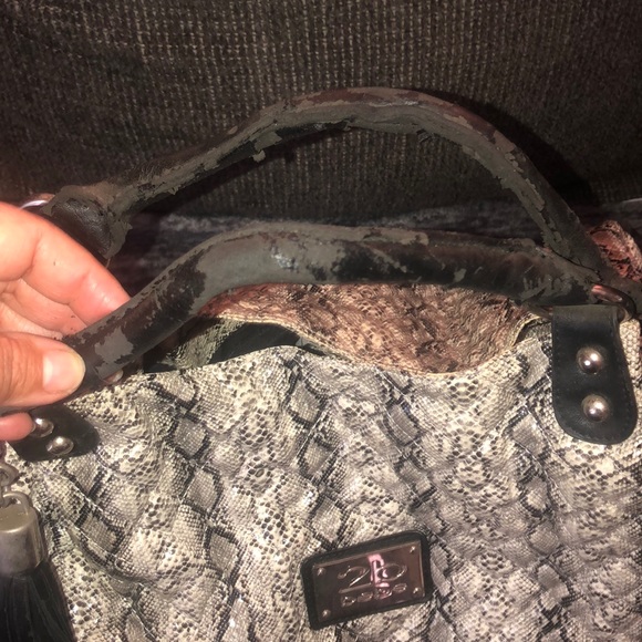 2b Bebe Handbag - Picture 7 of 8